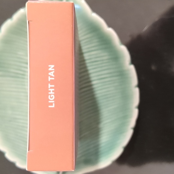 Cream Bronzer - Picture 2 of 5